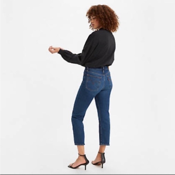 Levi’s Dark Wash Wedgie Straight Leg Jeans Size 31 - Picture 2 of 9